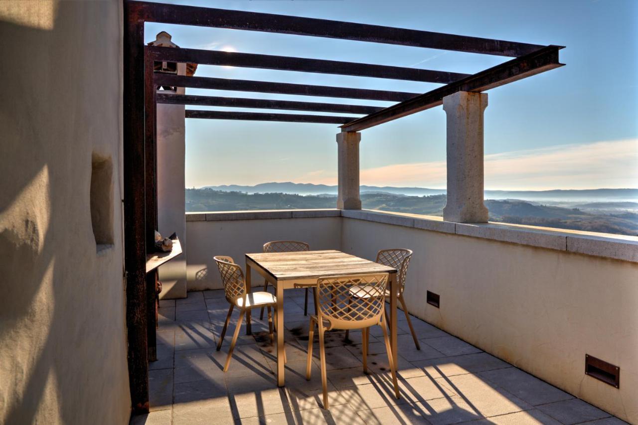 Aldila Art Rooms, Apartment And Vacation House Smartno Exterior photo