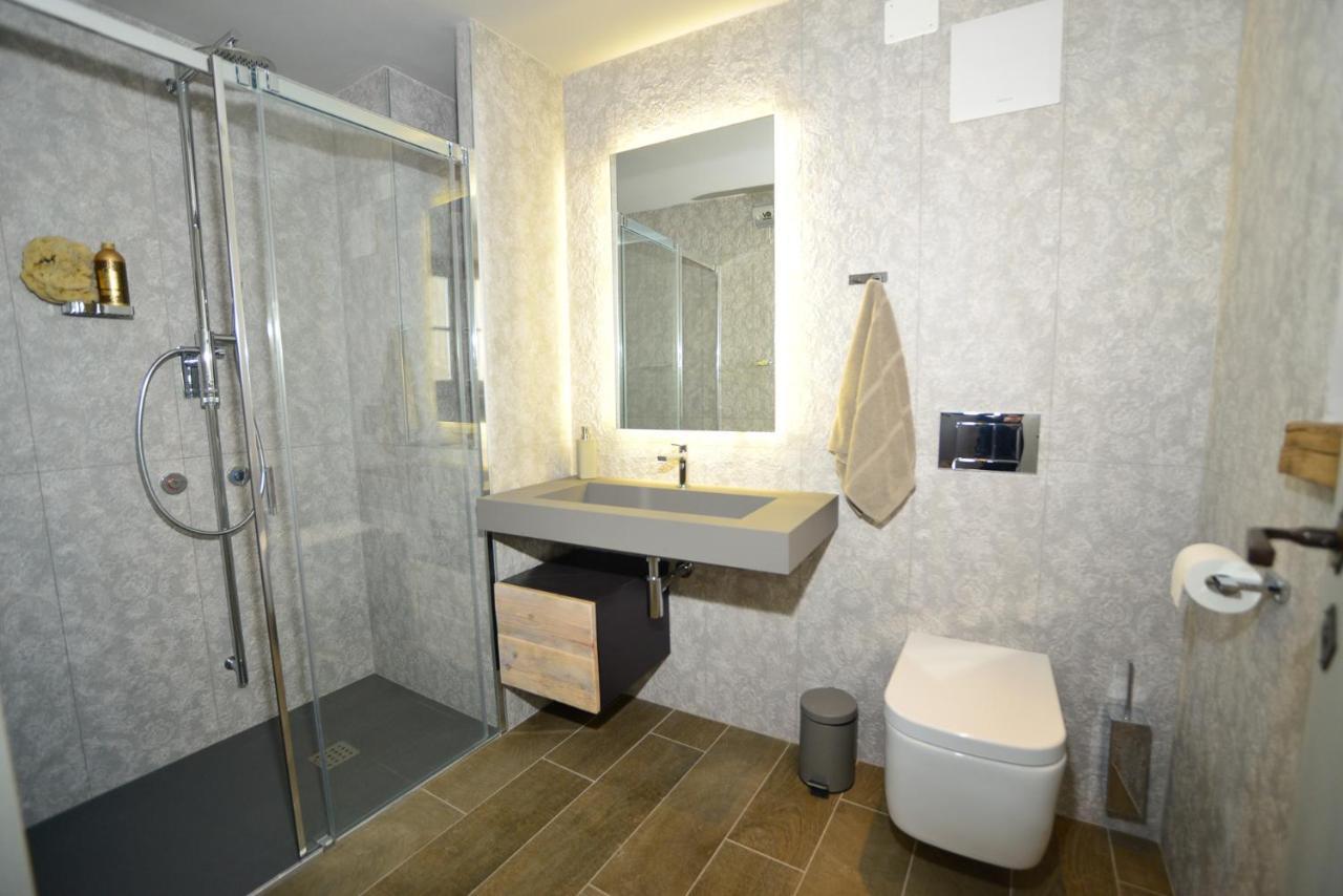 Aldila Art Rooms, Apartment And Vacation House Smartno Exterior photo